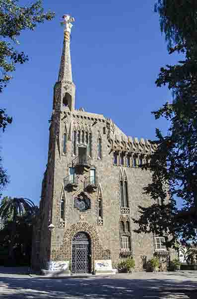 05 - Barcelona - Gaudí - Casa Bellesguard